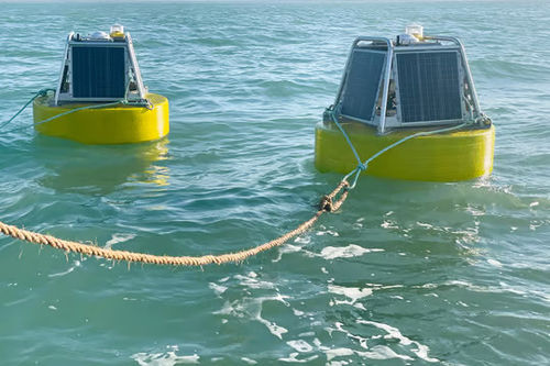 Latest company Solutions about Instalação por parte do cliente de painéis solares semi-rígidos e caminháveis para poços de dados de bóias flutuantes de barcos